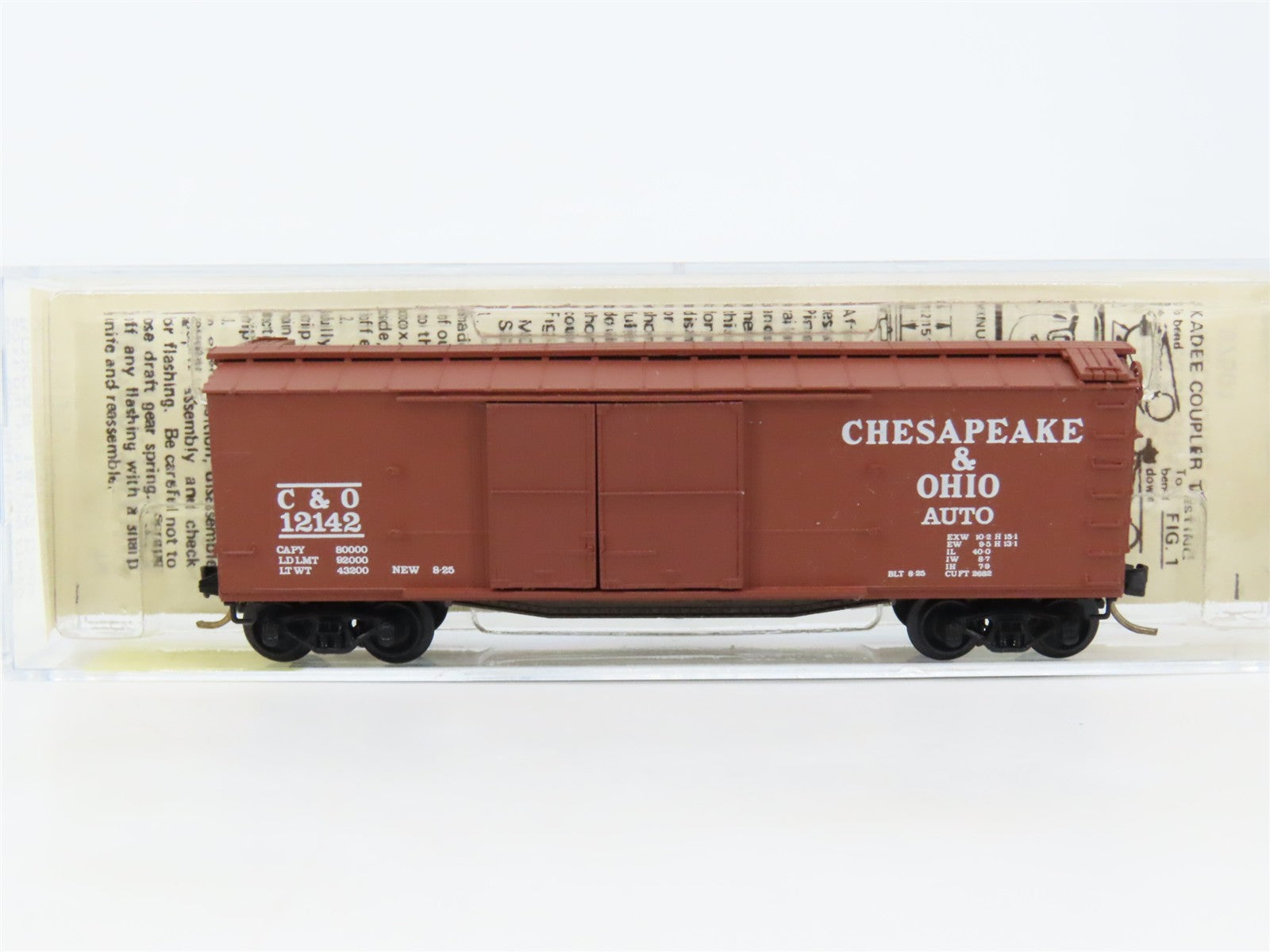 N Scale Micro-Trains 43070 C&O Chesapeake & Ohio 40' Box Car 12142 RTR