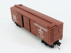 N Scale Micro-Trains 43070 C&O Chesapeake & Ohio 40' Box Car 12142 RTR