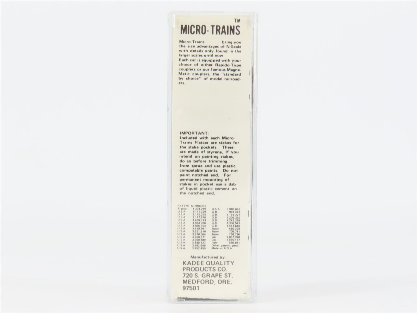 N Scale Micro-Trains 43070 C&O Chesapeake & Ohio 40' Box Car 12142 RTR