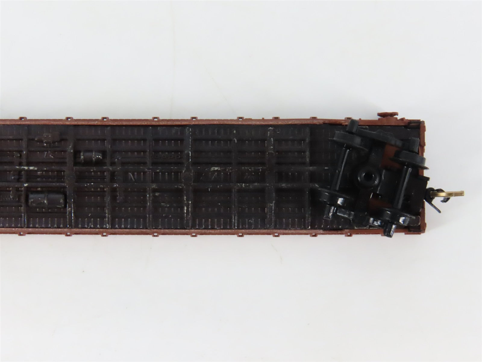 N Scale Micro-Trains 44010 GN Great Northern 50' Flat Car 66208 RTR