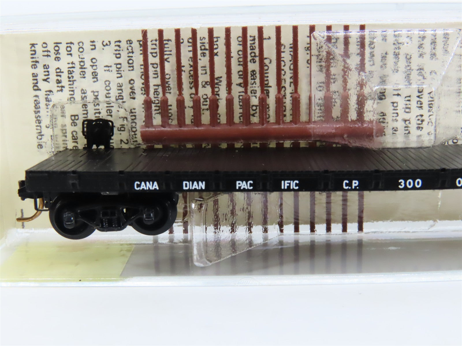 N Scale Micro-Trains 44040 CP Canadian Pacific 50' Flat Car 300034 RTR