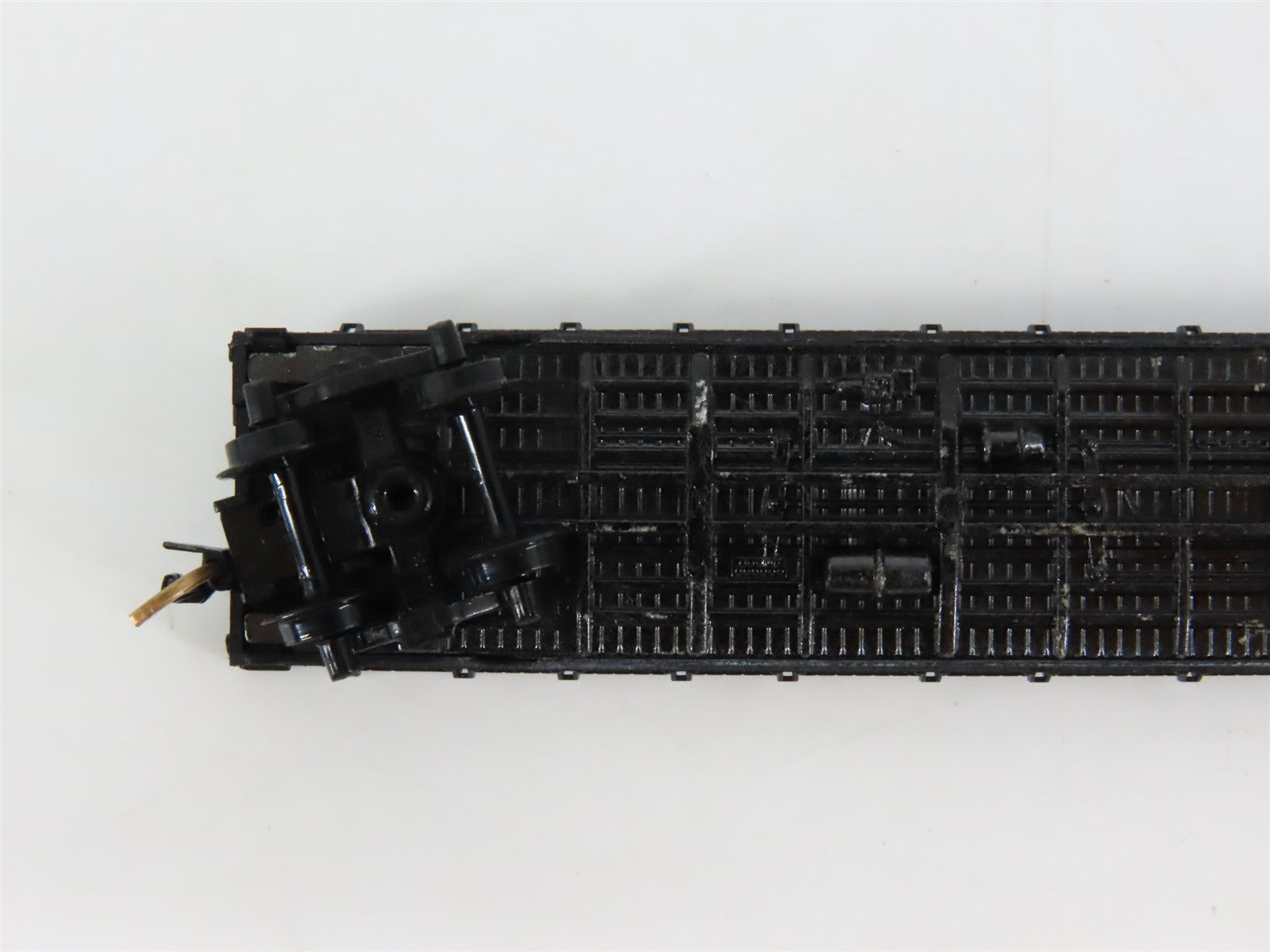 N Scale Micro-Trains 44040 CP Canadian Pacific 50' Flat Car 300034 RTR