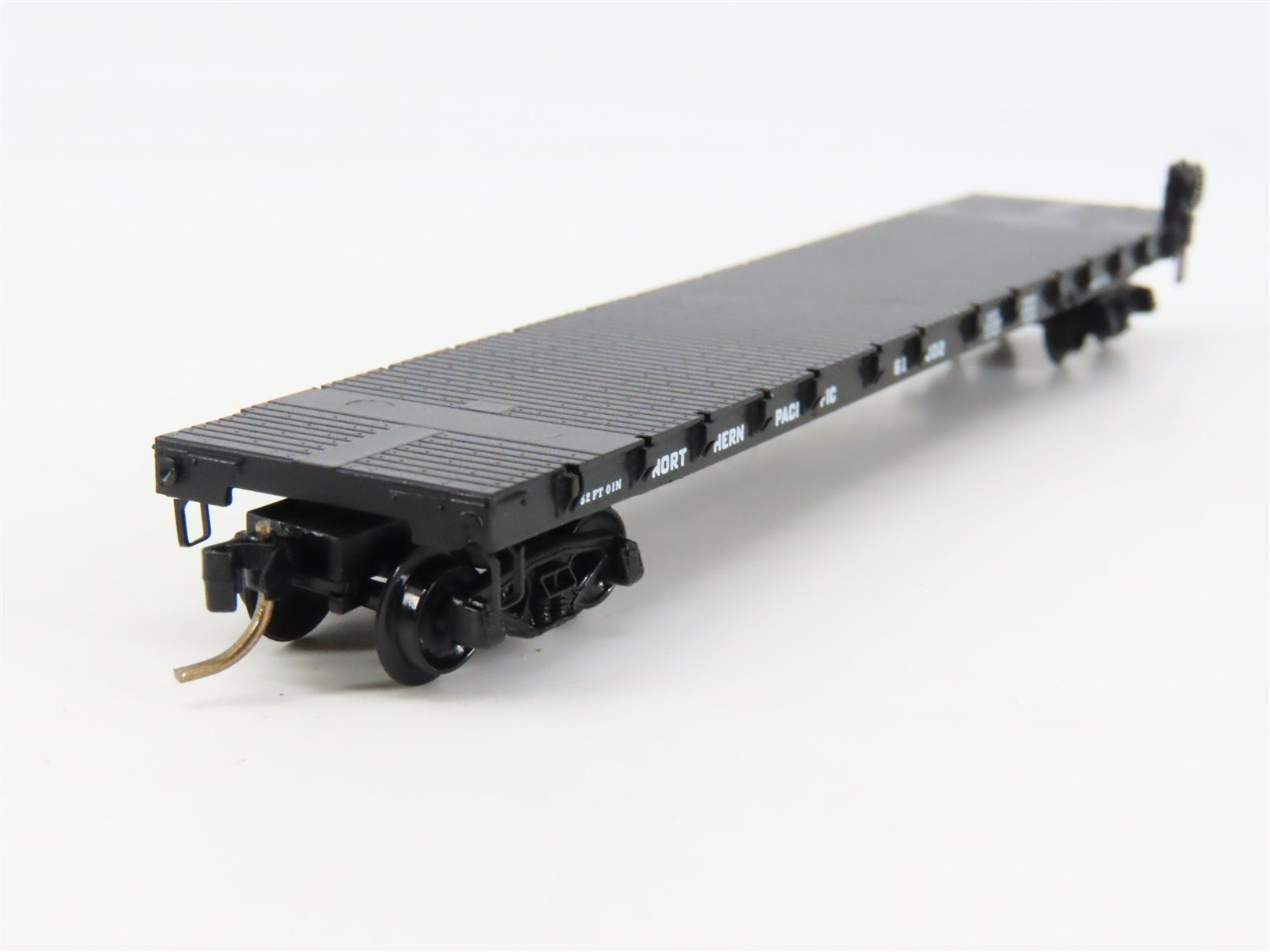 N Scale Micro-Trains 44020 NP Northern Pacific 52' Flat Car 61002 RTR