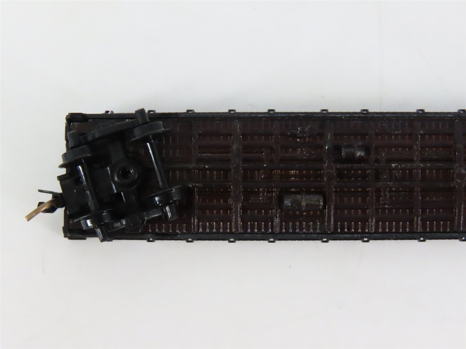 N Scale Micro-Trains 44020 NP Northern Pacific 52' Flat Car 61002 RTR