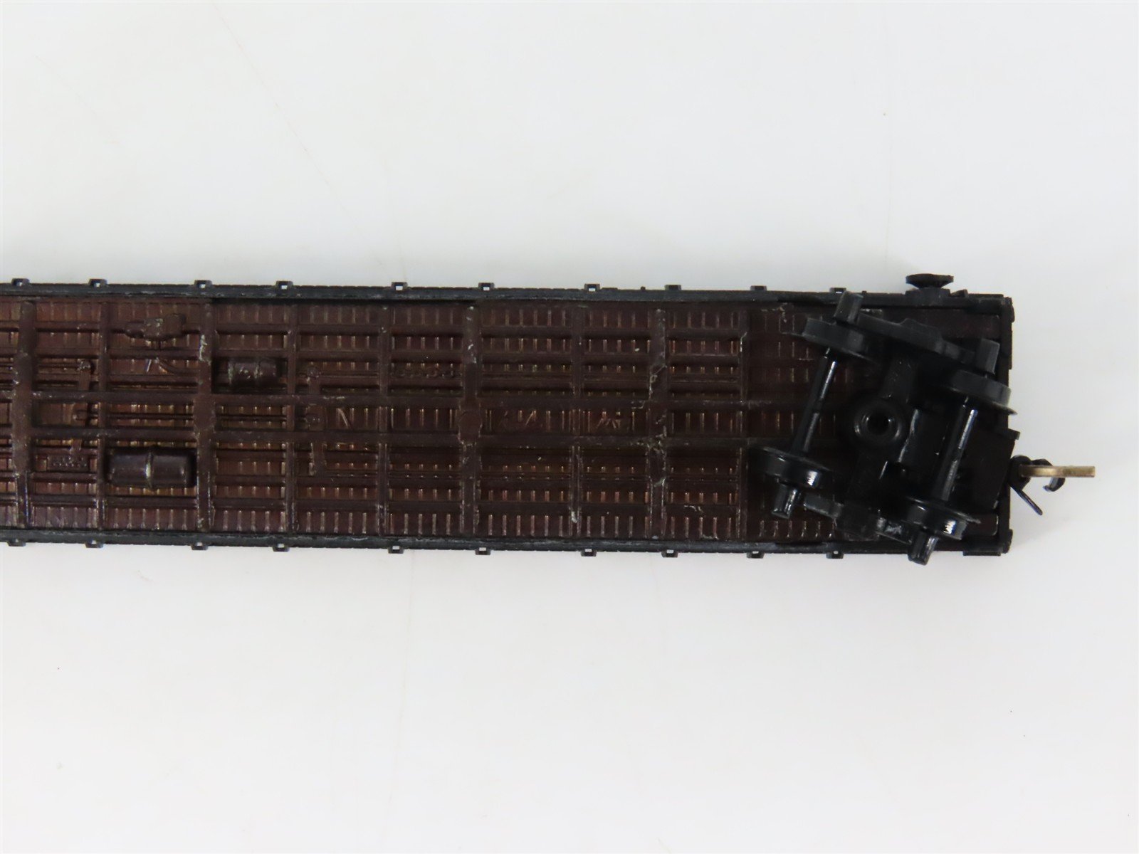 N Scale Micro-Trains 44020 NP Northern Pacific 50' Flat Car 61002 RTR