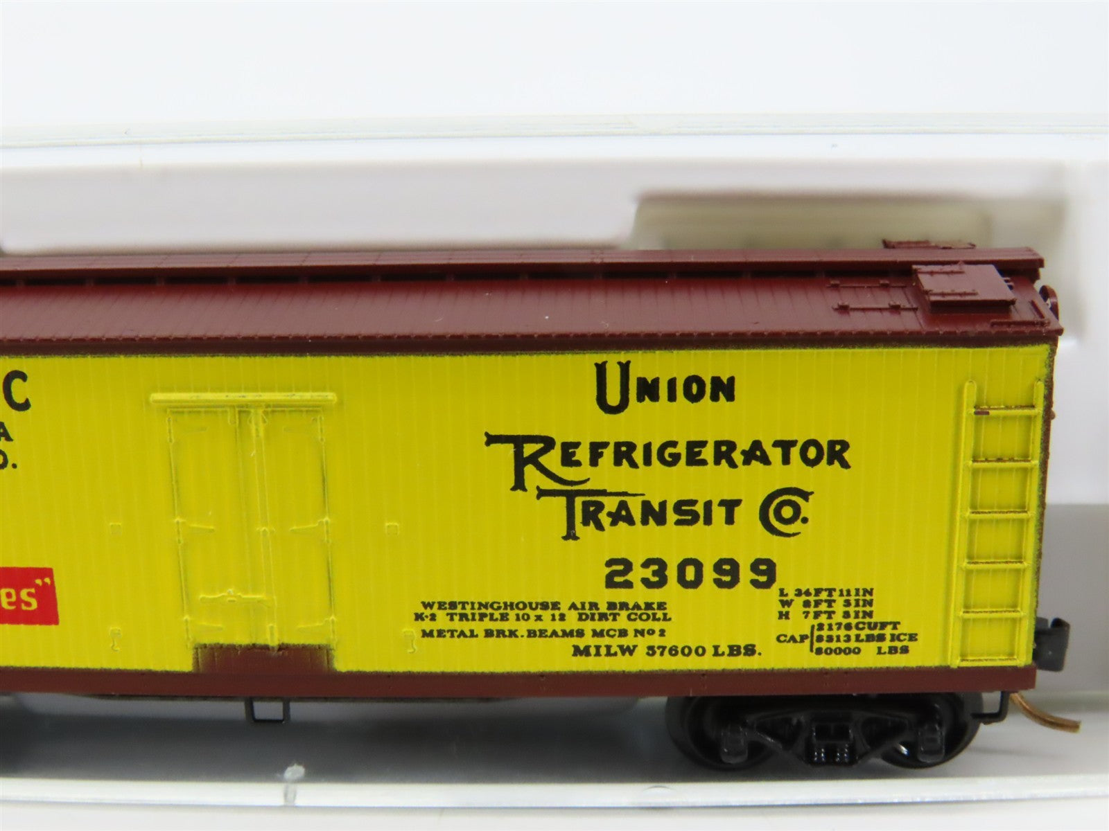 N Scale Micro-Trains 47010 URT Union Refrigerator Transit 40' Reefer 23099 RTR
