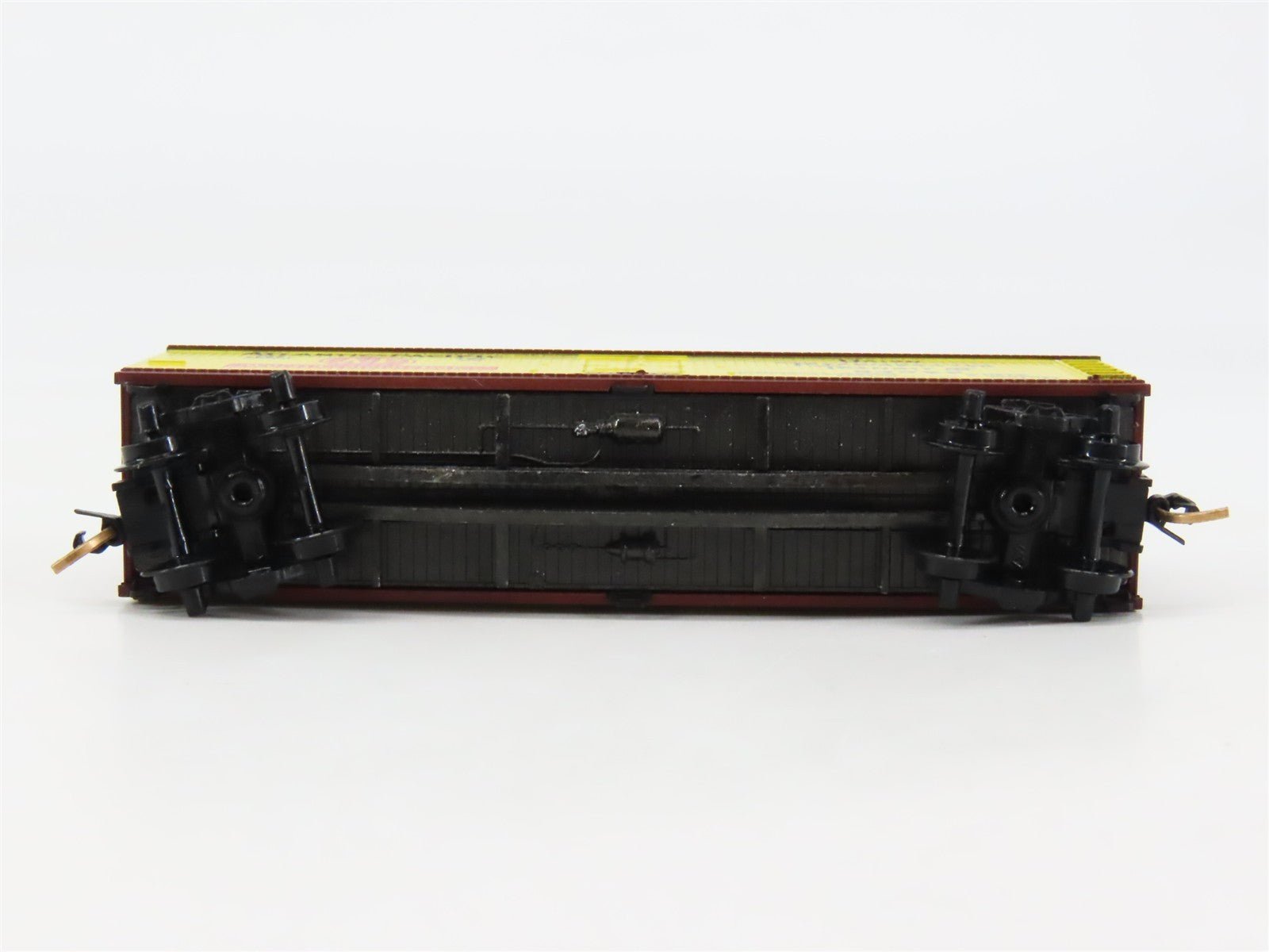 N Scale Micro-Trains 47010 URT Union Refrigerator Transit 40' Reefer 23099 RTR