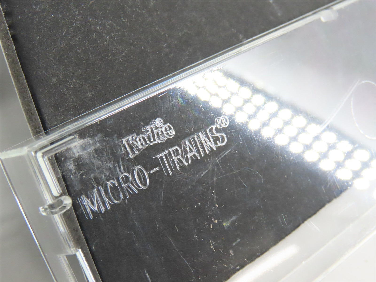 N Scale Micro-Trains 47010 URT Union Refrigerator Transit 40' Reefer 23099 RTR