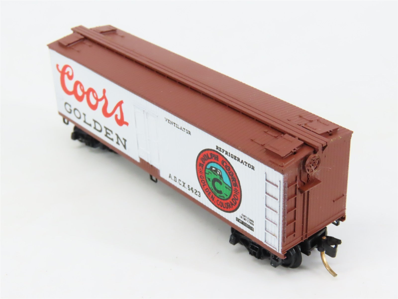 N Scale Kadee Micro-Trains MTL 47030 ADCX Coors 40' Wood-Sheathed Reefer 5423