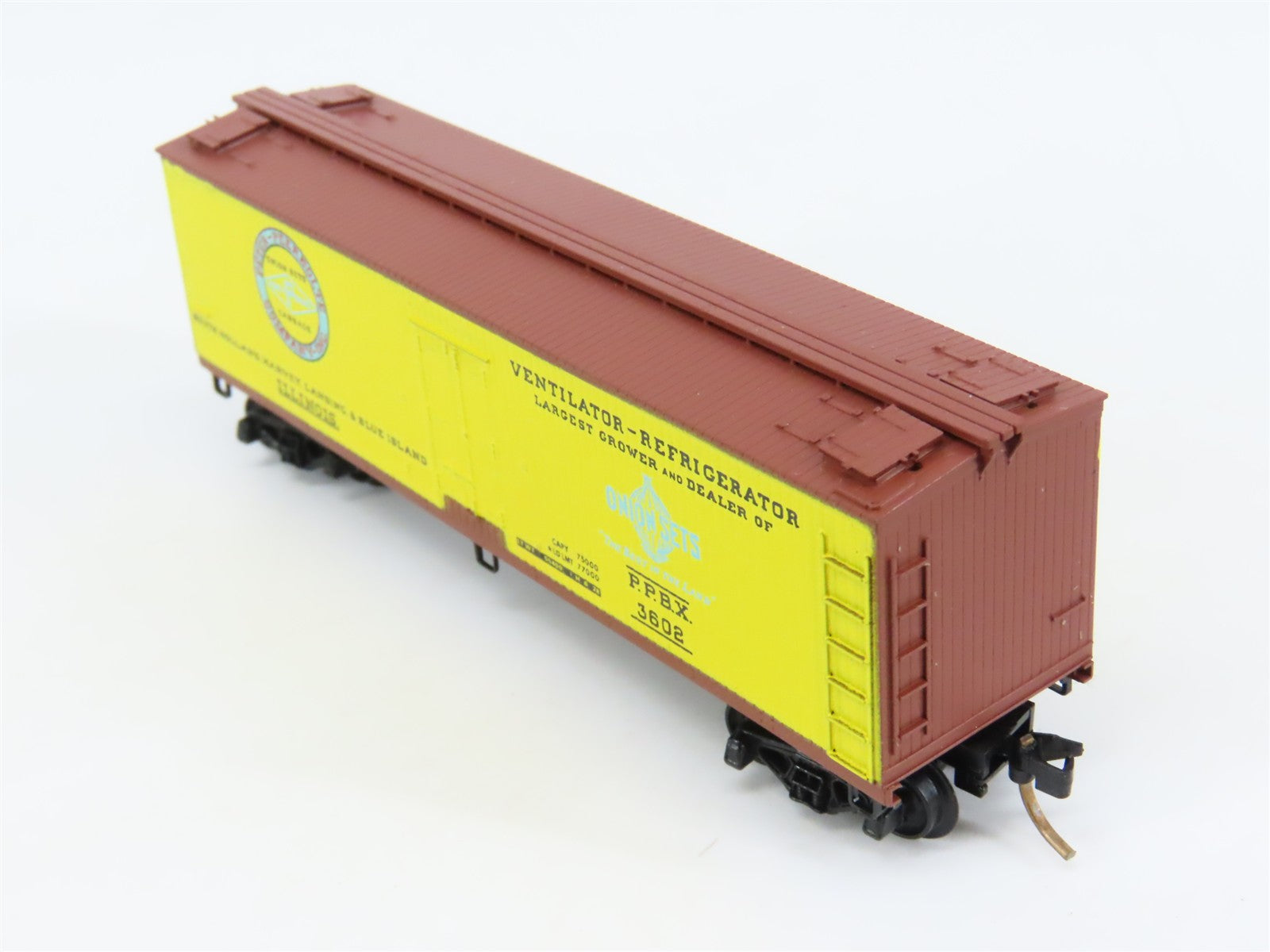 N Scale Micro-Trains 47040 PPBX Peter-Peerbolte Company 40' Reefer 3602 RTR