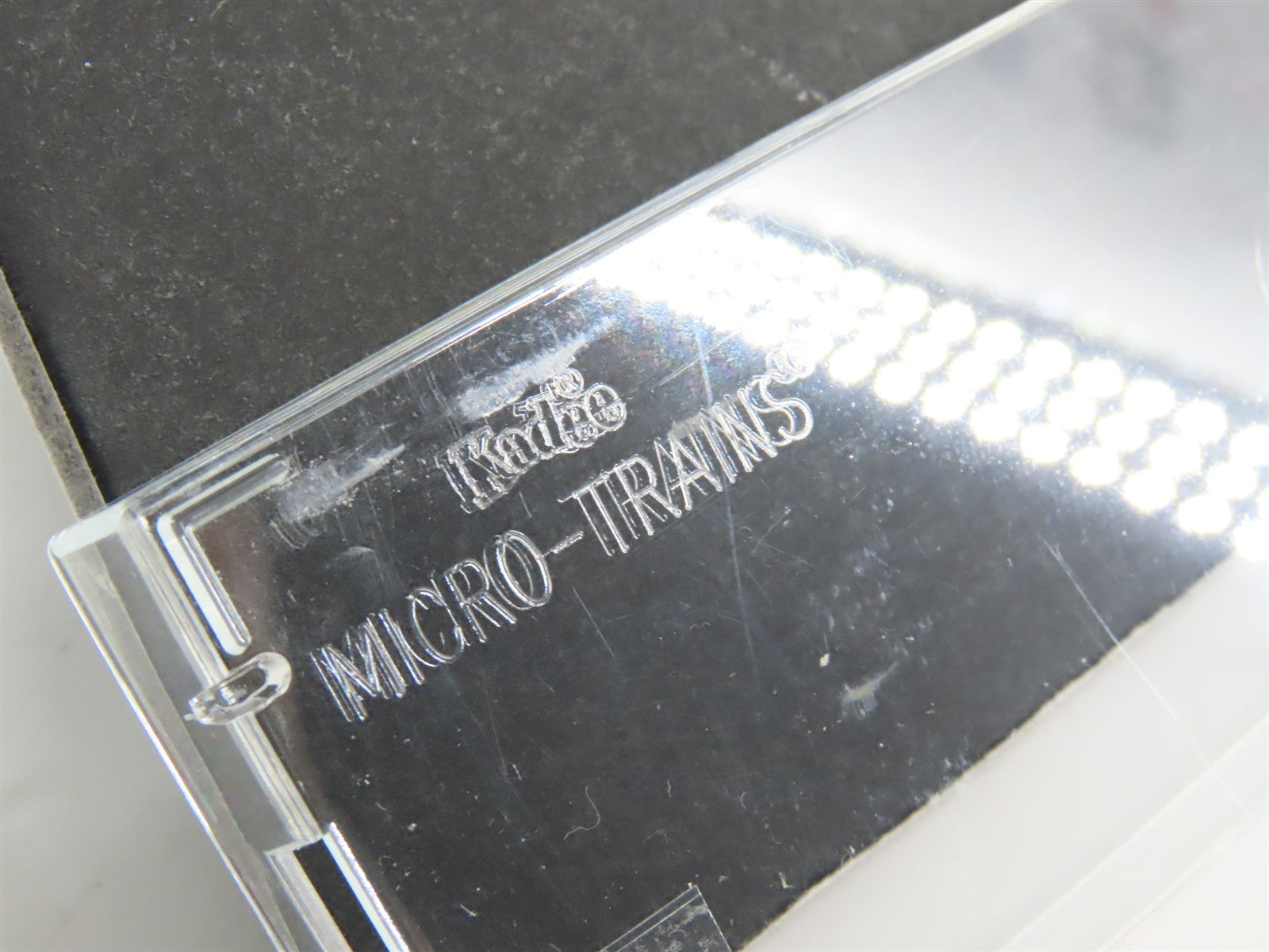 N Scale Micro-Trains 47060 Pacific Fruit Express 40' Wood-Sheathed Reefer RTR