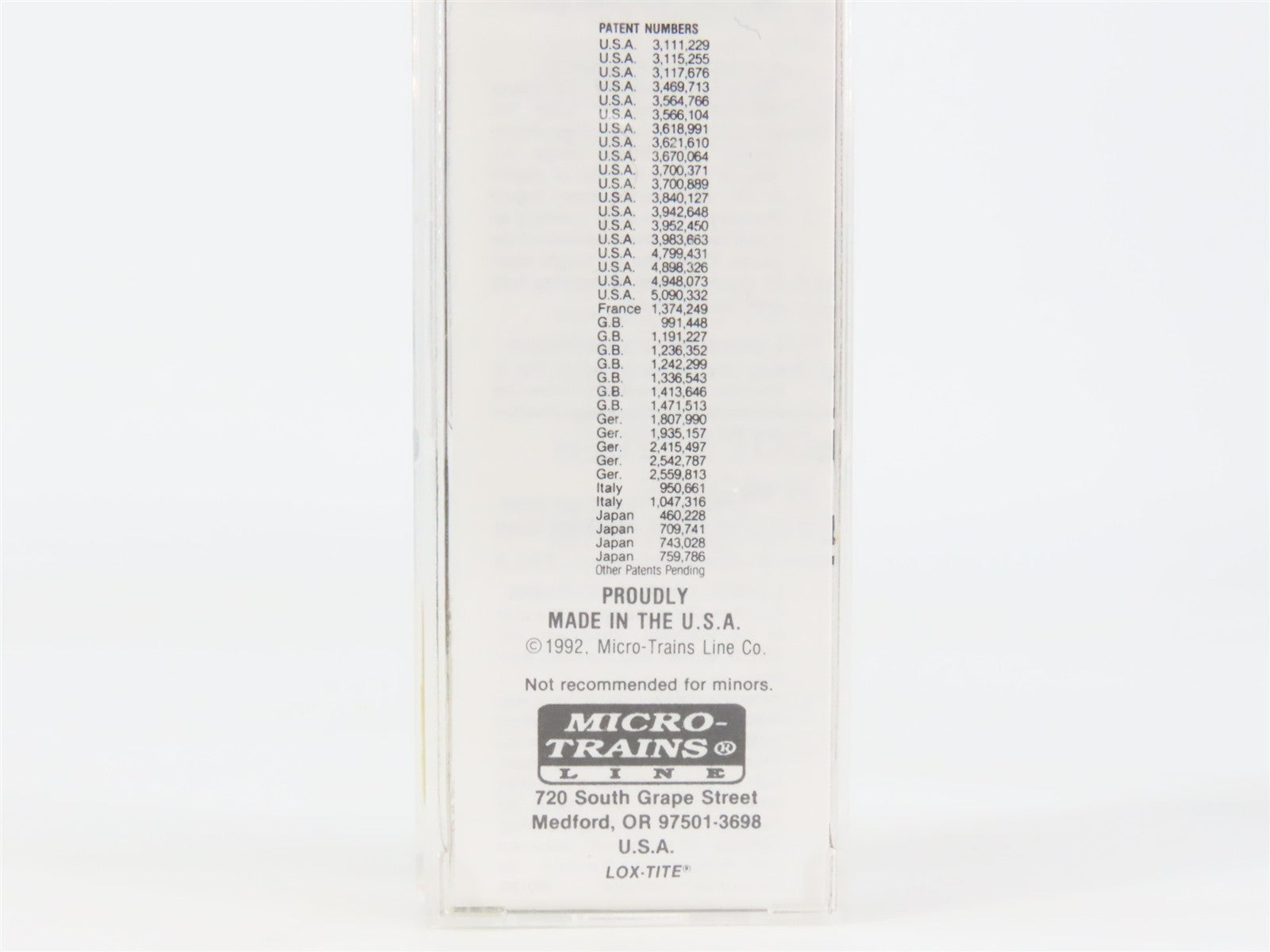 N Scale Micro-Trains 47060 PFE Pacific Fruit Express 40' Reefer 18958 RTR