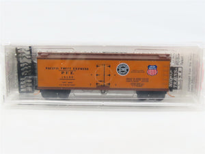 N Scale Micro-Trains 47060 PFE Pacific Fruit Express 40' Reefer 19195 RTR
