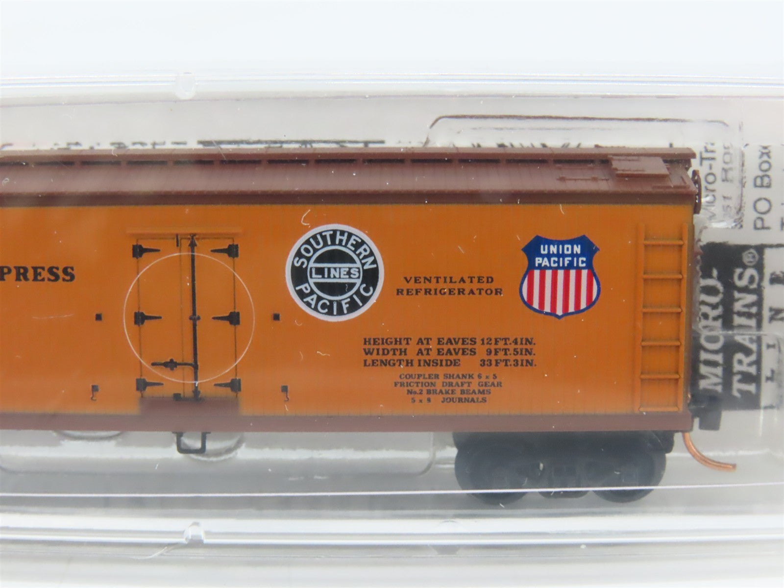 N Scale Micro-Trains 47060 PFE Pacific Fruit Express 40' Reefer 19195 RTR