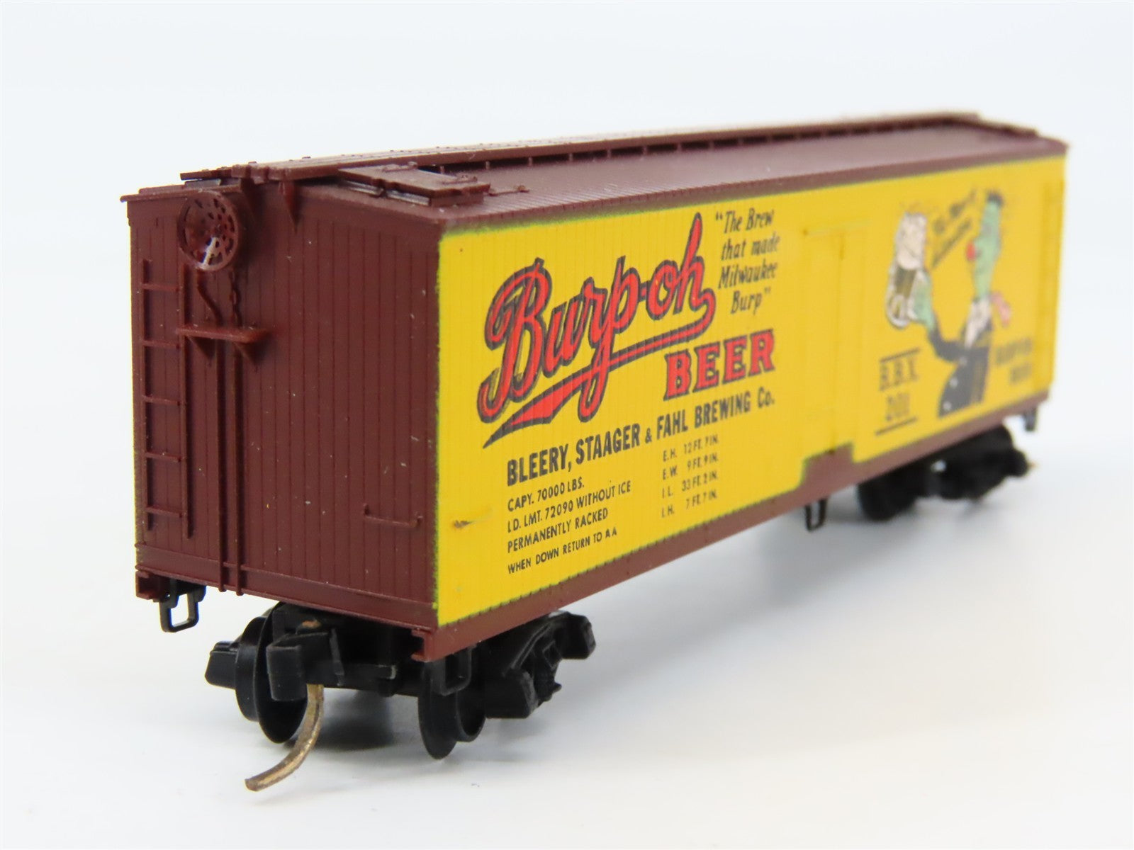 N Kadee Micro-Trains MTL 47100 BBX Burp-Oh Beer 40' Wood-Sheathed Reefer 201 RTR