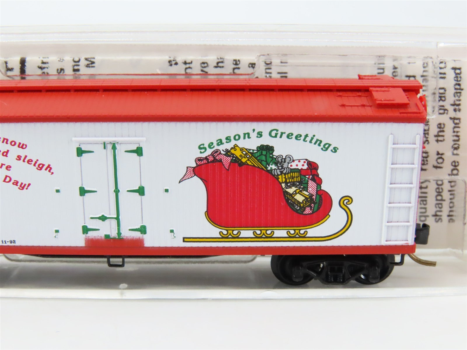 N Scale Micro-Trains MTL 47150 Season's Greetings 40' Wood Reefer 1992 RTR