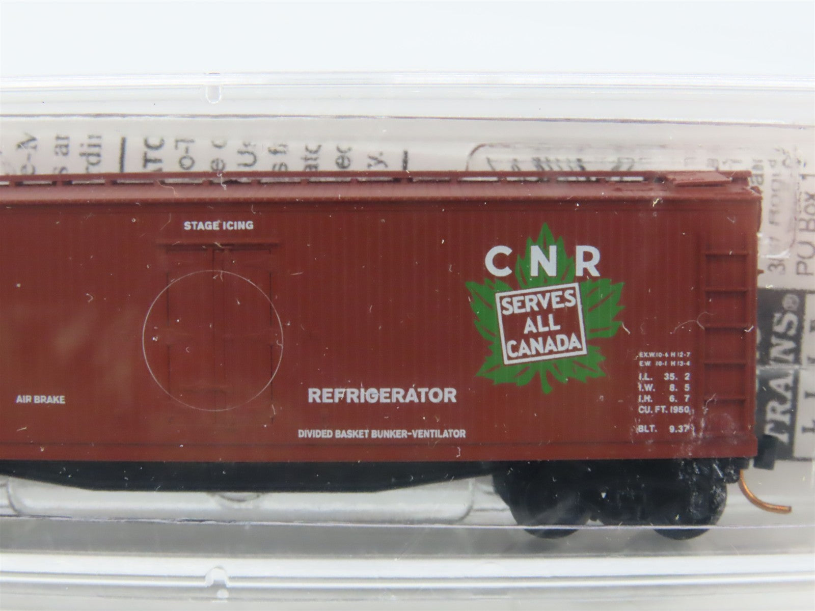 N Scale Micro-Trains 47200 Canadian National 40' Double-Sheathed Wood Reefer RTR