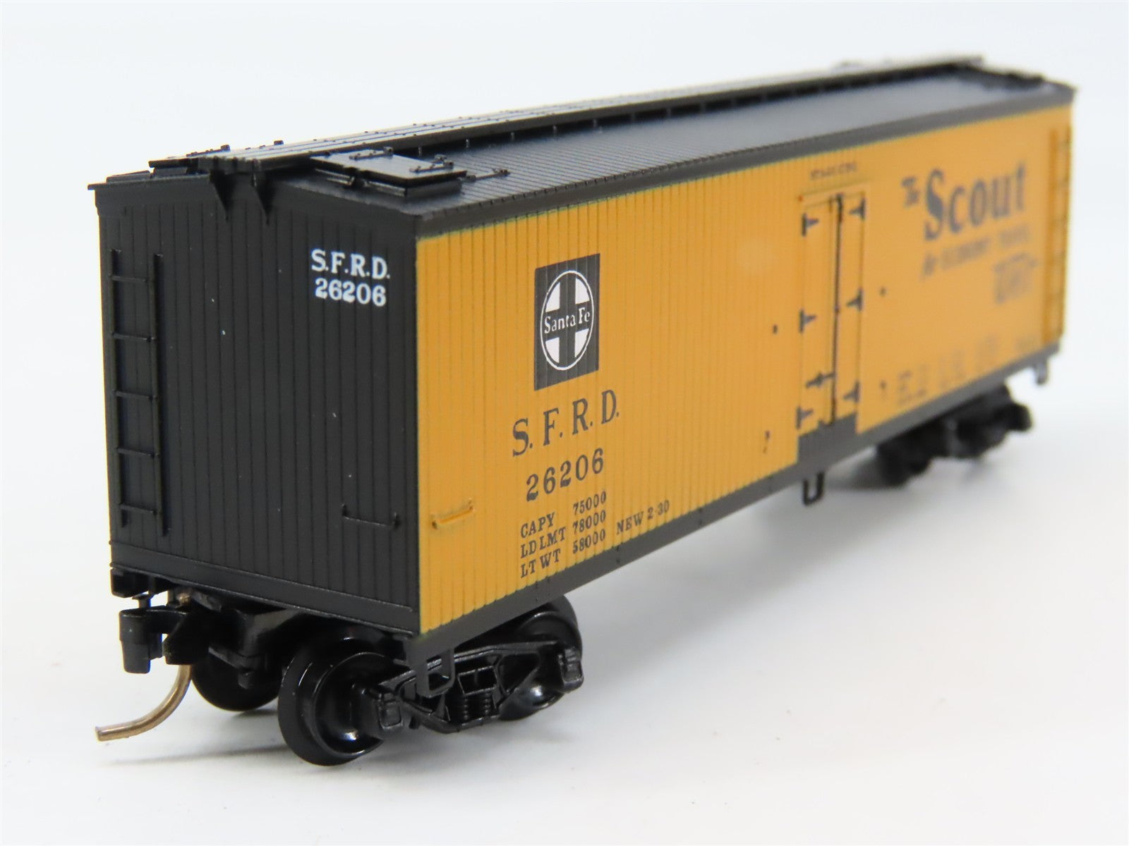 N Scale Micro-Trains 47220 SFRD Santa Fe 40' Reefer 26206 RTR
