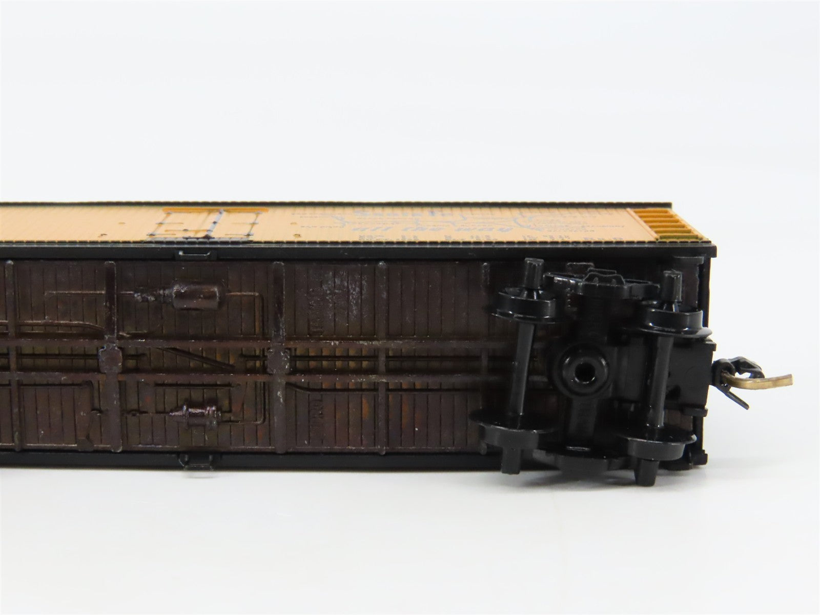 N Scale Micro-Trains 47220 SFRD Santa Fe 40' Reefer 26206 RTR