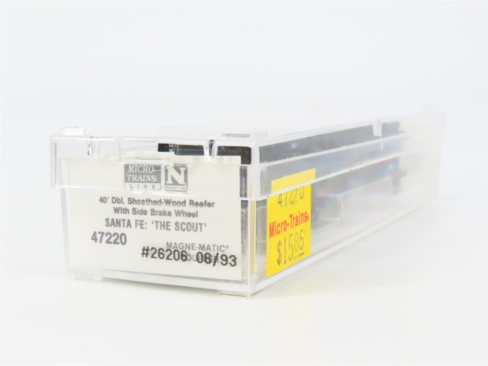 N Scale Micro-Trains 47220 SFRD Santa Fe 40' Reefer 26206 RTR