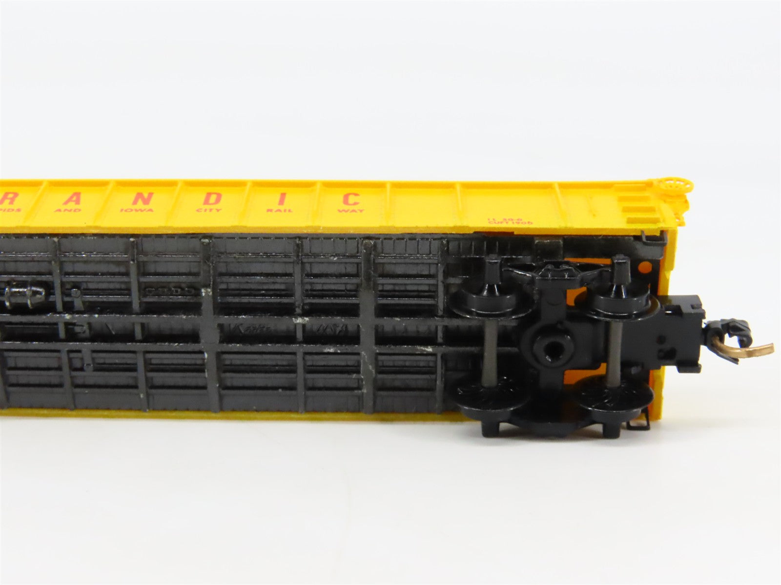 N Scale Micro-Trains 48040 CIC Cedar Rapids & Iowa City 50' Drop End Gondola RTR