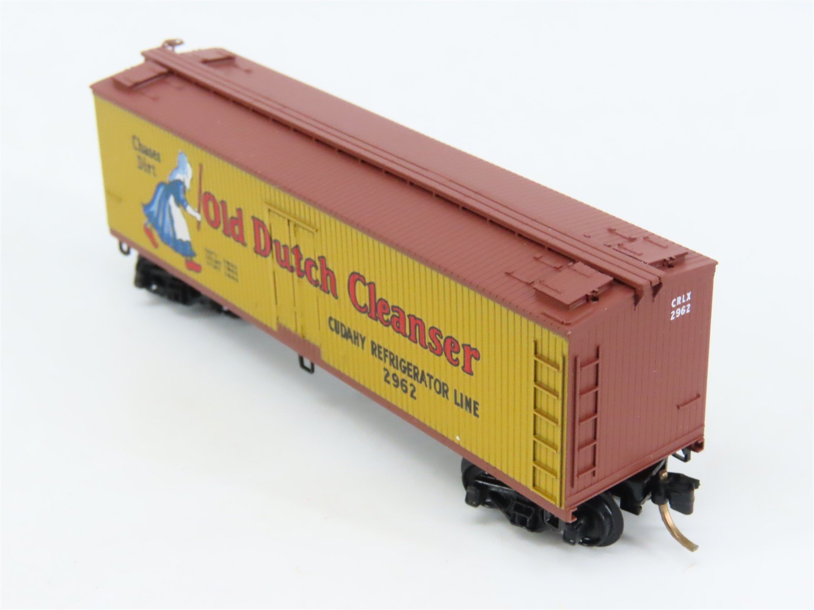 N Scale Micro-Trains 49010 CRLX Cudahy Refrigerator Line 40' Reefer 2962 RTR