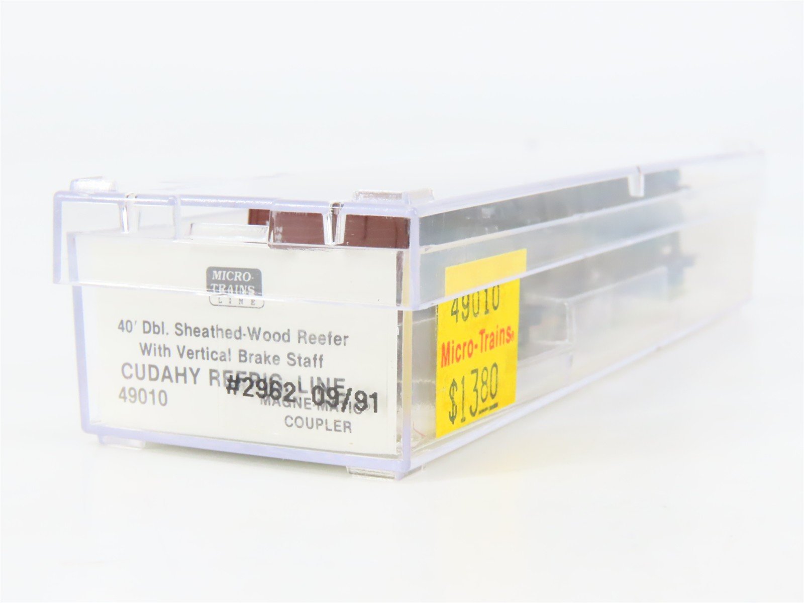 N Scale Micro-Trains 49010 CRLX Cudahy Refrigerator Line 40' Reefer 2962 RTR