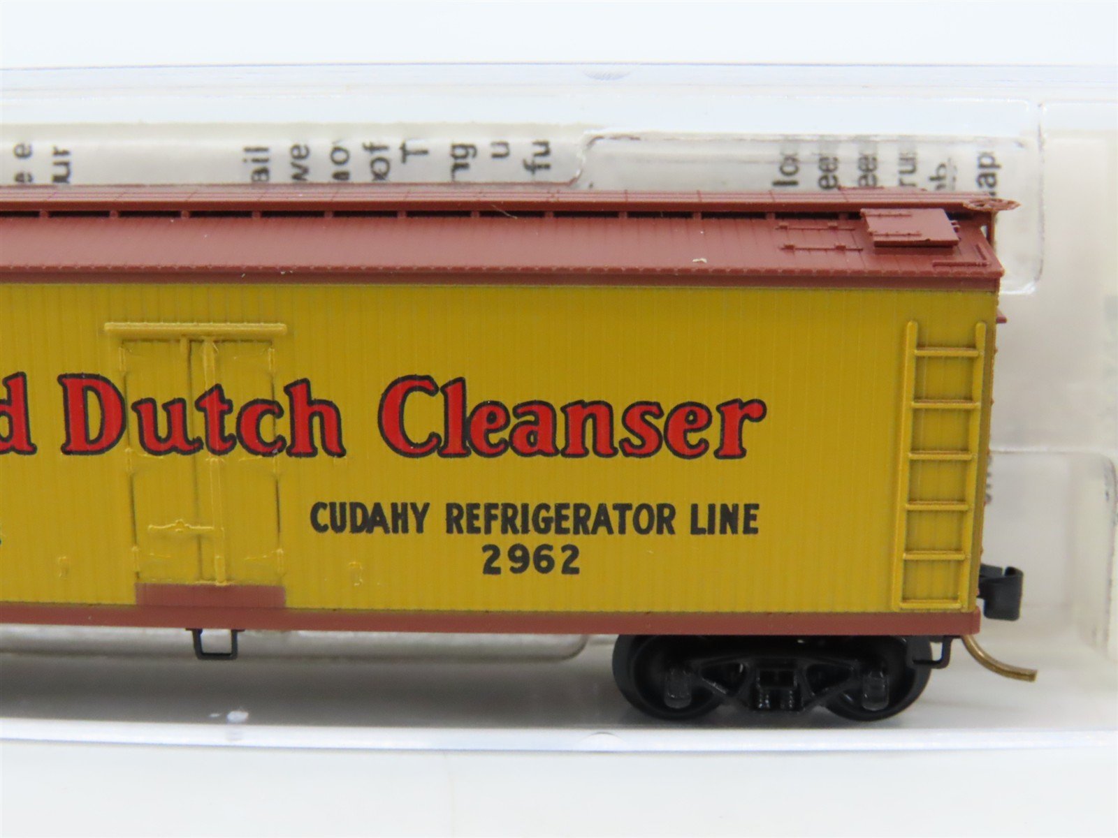N Scale Micro-Trains 49010 CRLX Cudahy Refrigerator Line 40' Reefer 2962 RTR