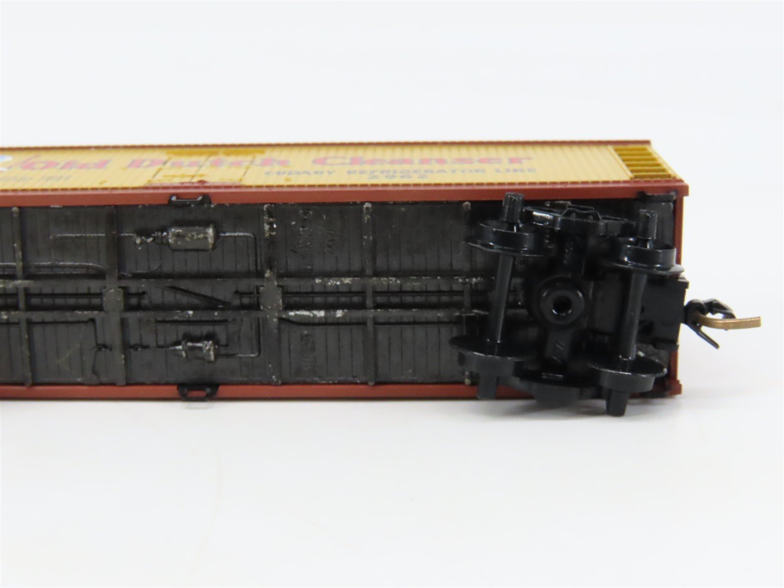 N Scale Micro-Trains 49010 CRLX Cudahy Refrigerator Line 40' Reefer 2962 RTR