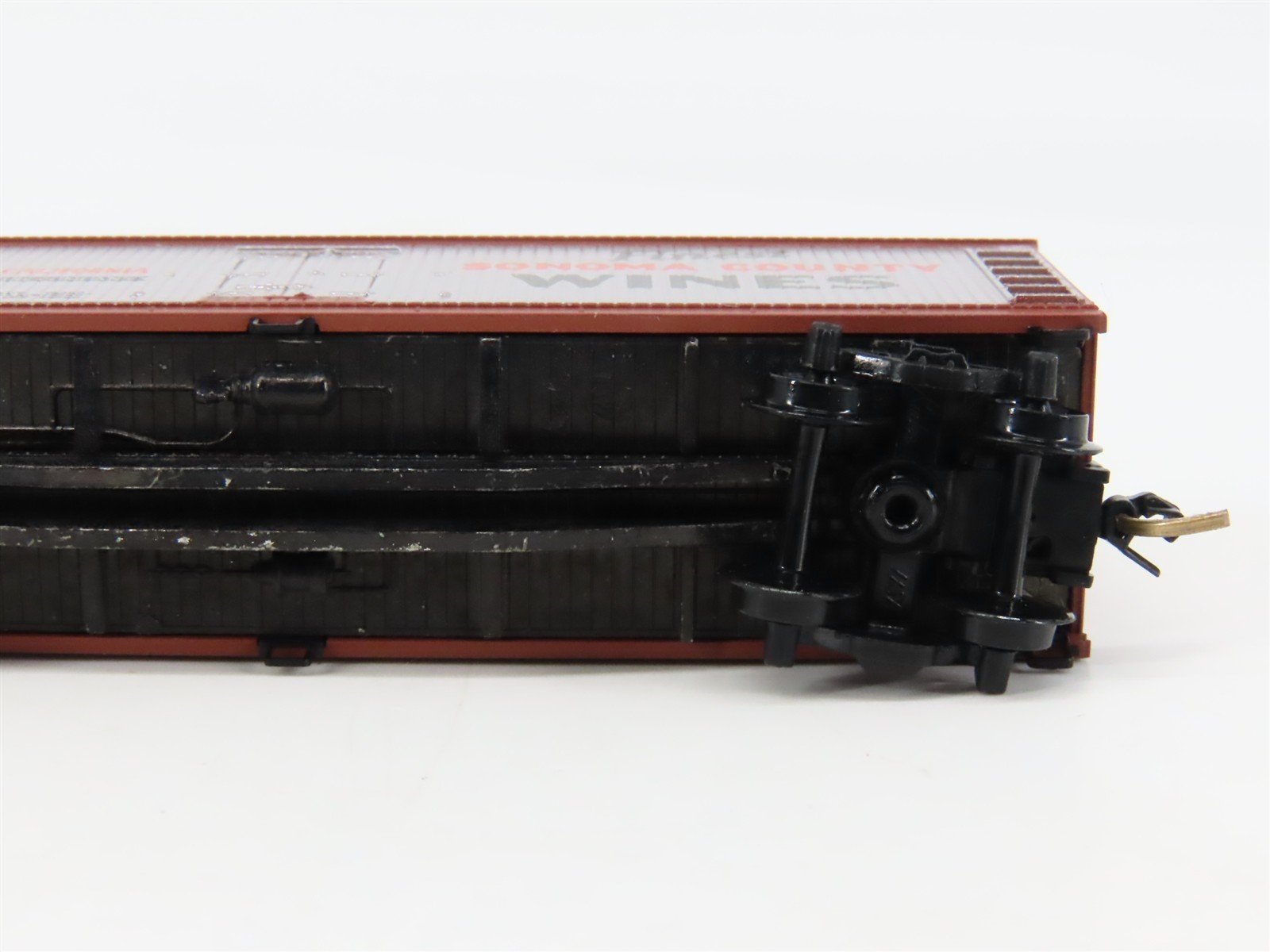 N Scale Micro-Trains 49070 KTX Keith Tank Line 40' Wood-Sheathed Reefer 6000 RTR