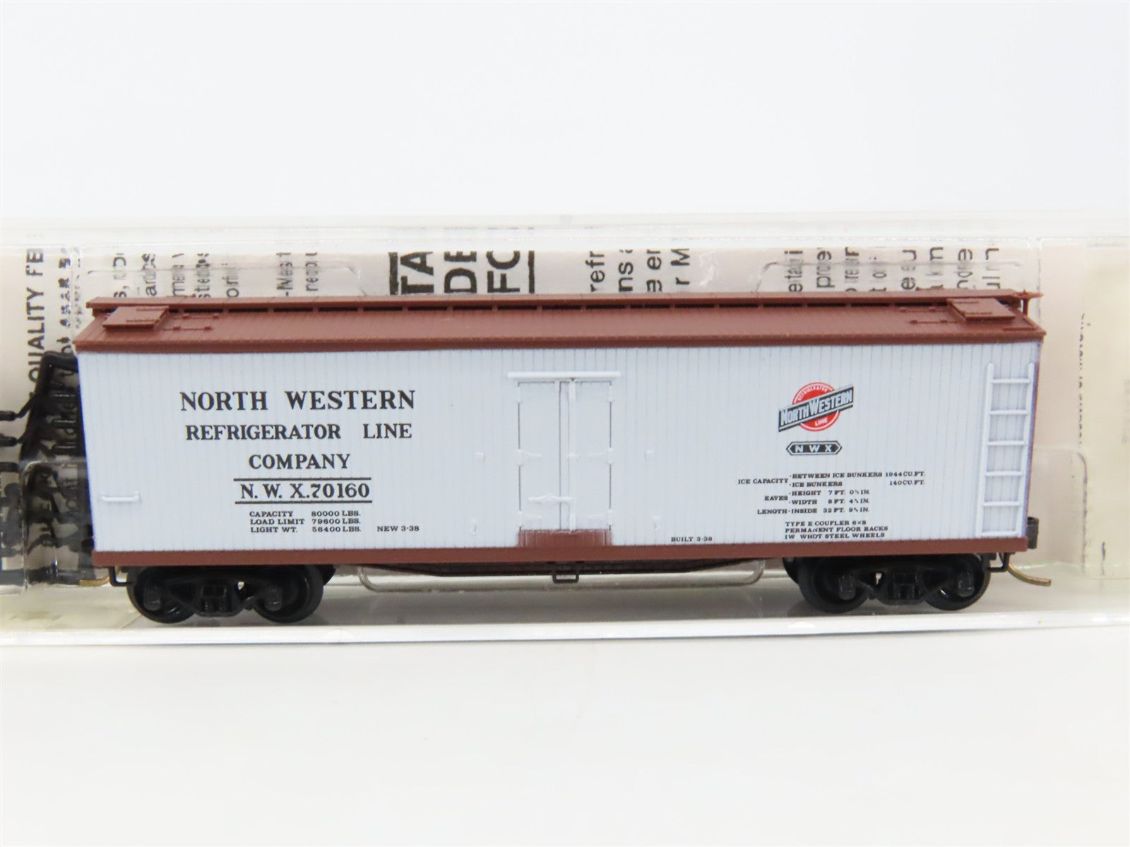 N Scale Micro-Trains 49170 North Western Refrigerator Line 40' Reefer RTR