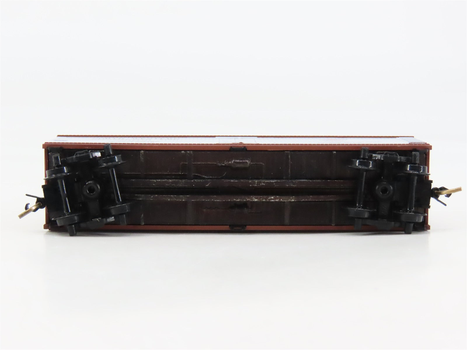 N Scale Micro-Trains 49170 North Western Refrigerator Line 40' Reefer RTR