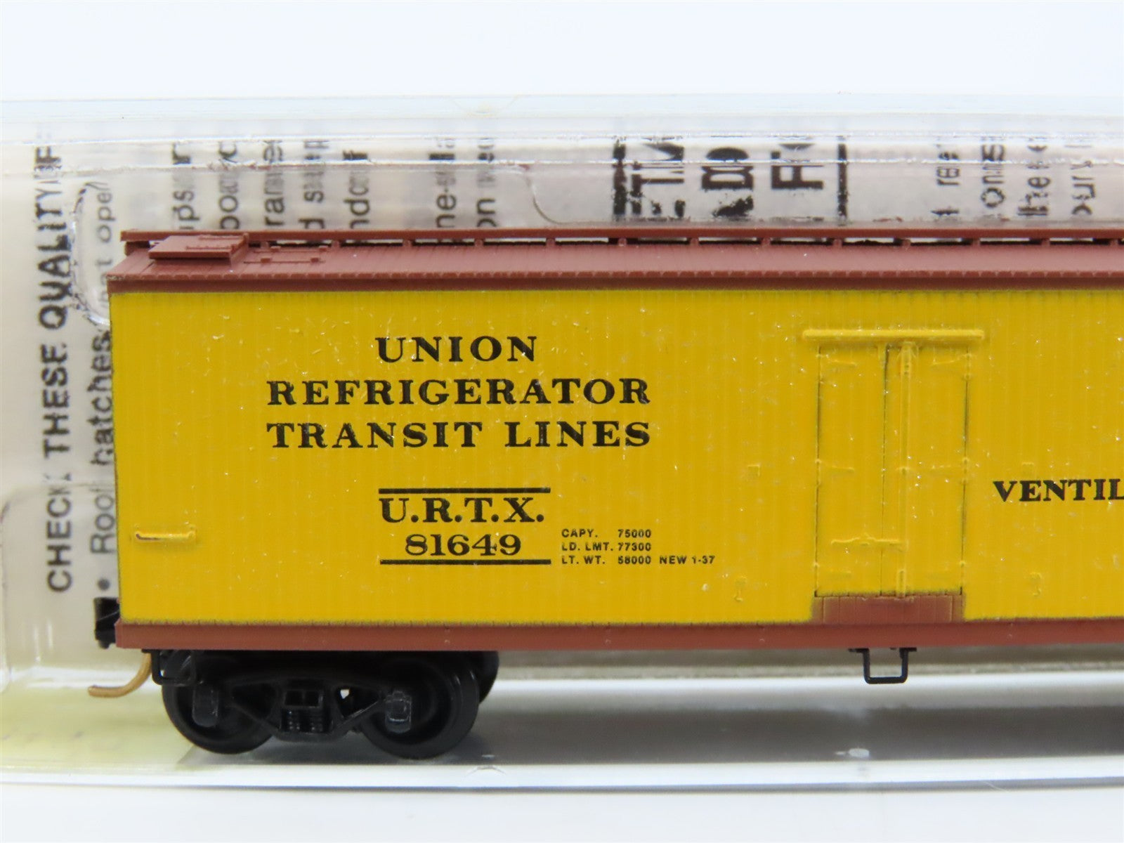 N Scale Kadee Micro-Trains MTL 49160 URTX CMStP&P 40' Wood Reefer #81649