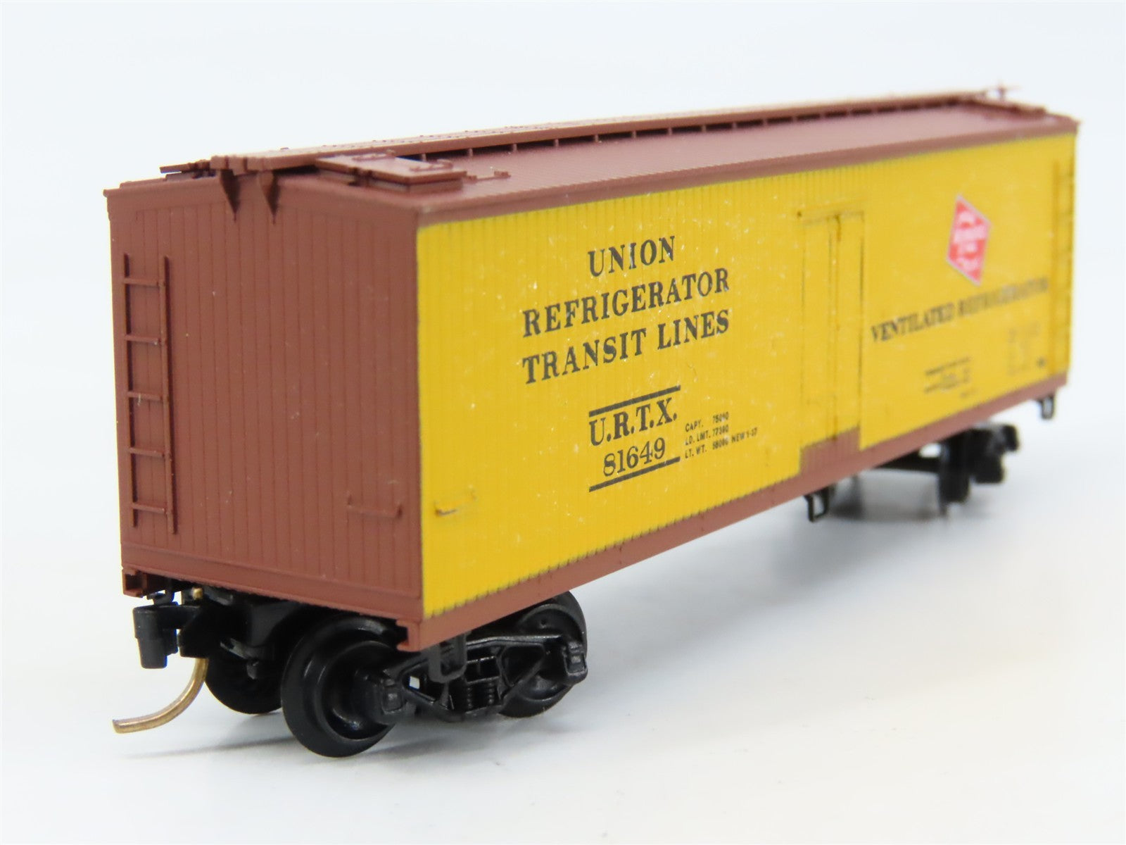 N Scale Kadee Micro-Trains MTL 49160 URTX CMStP&P 40' Wood Reefer #81649