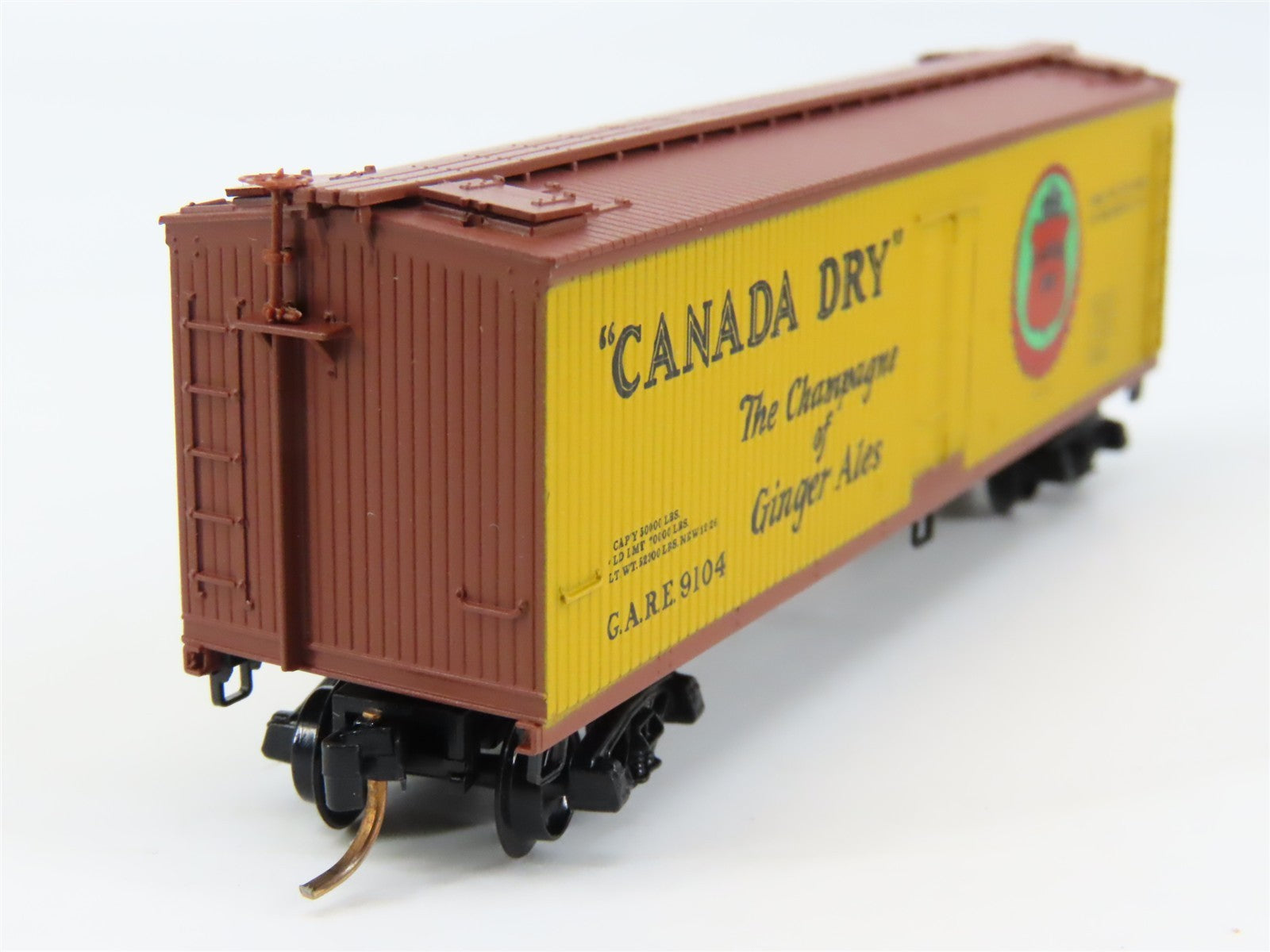 N Scale Micro-Trains 49190 General American Refrigerator Express 40' Reefer RTR