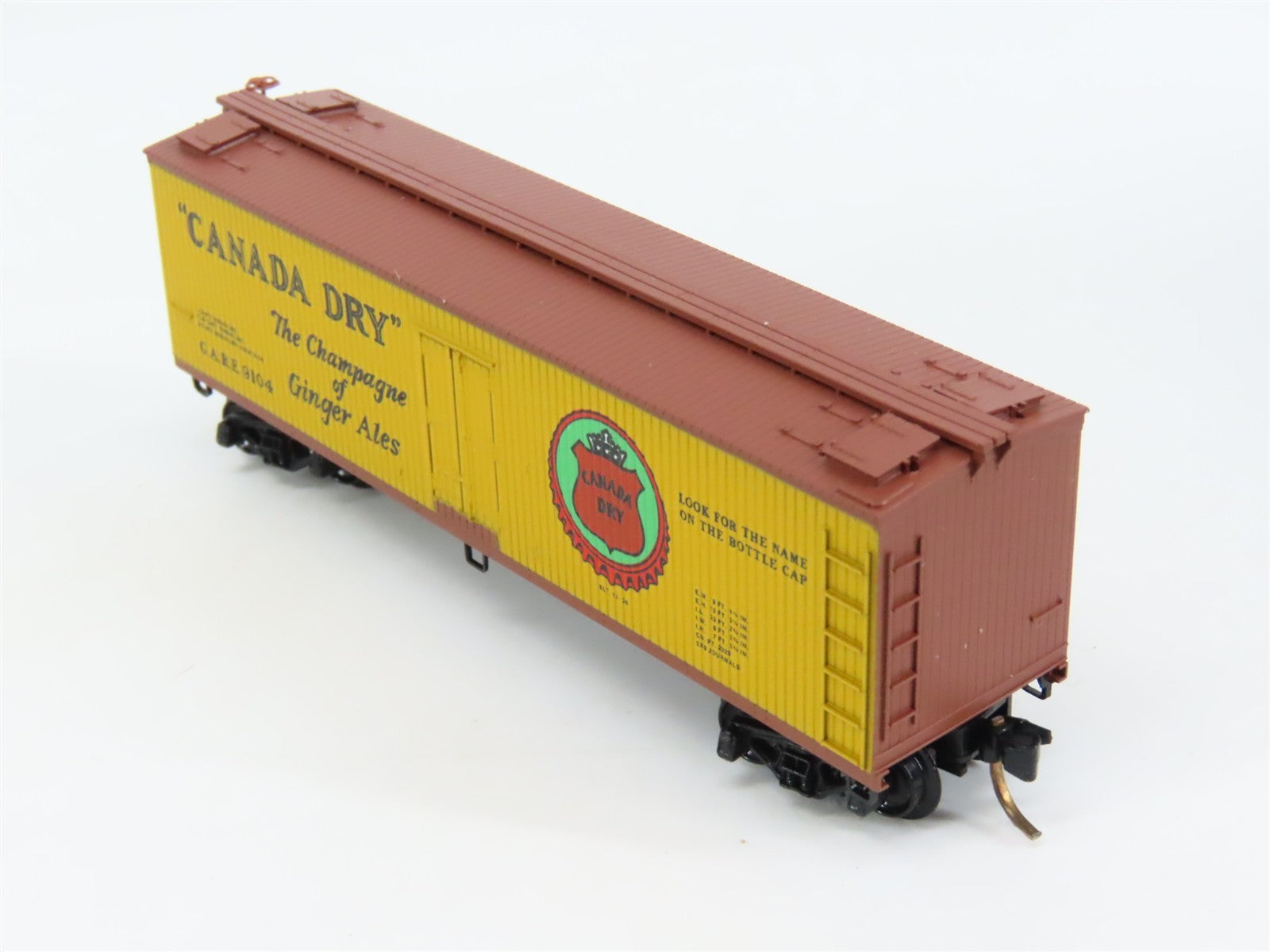 N Scale Micro-Trains 49190 General American Refrigerator Express 40' Reefer RTR