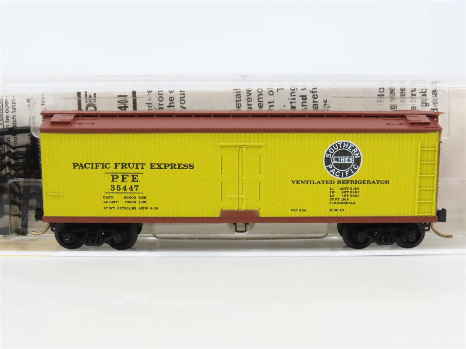N Scale Micro-Trains 49180 SP Southern Pacific 40' Dbl. Sheathed-Wood Reefer RTR