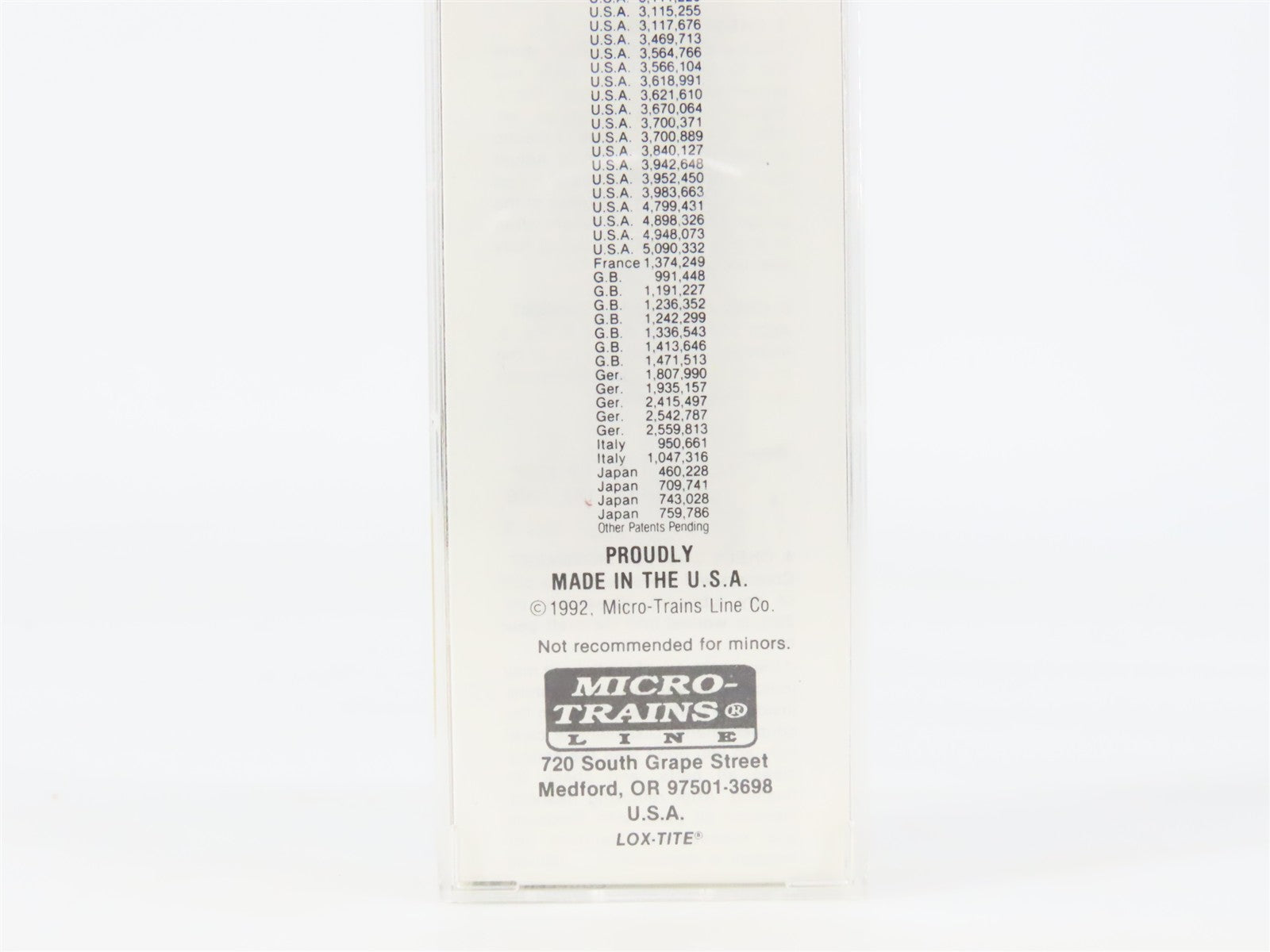 N Scale Micro-Trains 57030 LV Lehigh Valley 33' 2-Bay Hopper 14231 RTR