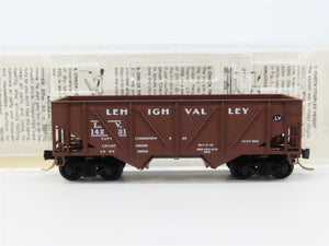 N Scale Micro-Trains 57030 LV Lehigh Valley 33' 2-Bay Hopper 14231 RTR
