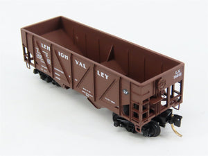 N Scale Micro-Trains 57030 LV Lehigh Valley 33' 2-Bay Hopper 14231 RTR