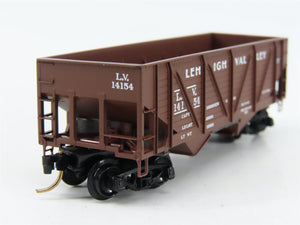 N Scale Micro-Trains 57030 LV Lehigh Valley 33' 2-Bay Hopper 14154 RTR