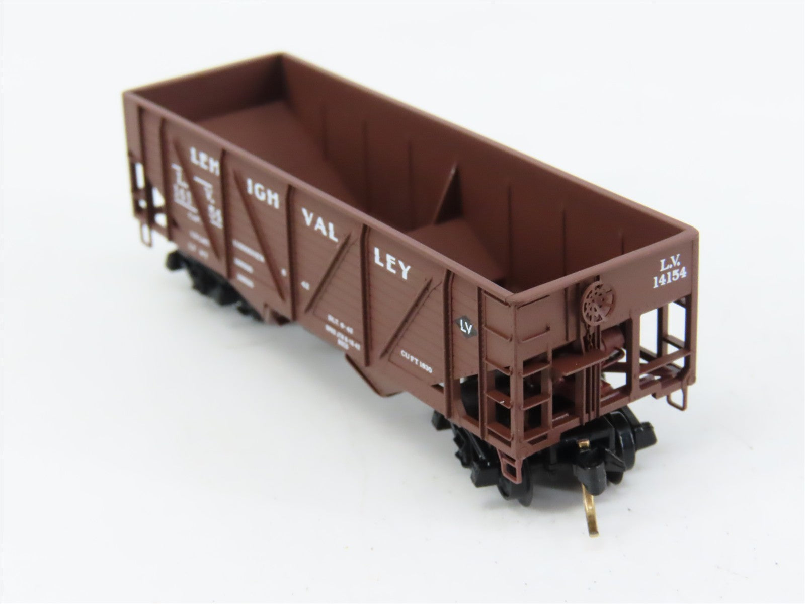 N Scale Micro-Trains 57030 LV Lehigh Valley 33' 2-Bay Hopper 14154 RTR