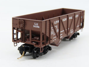 N Scale Micro-Trains 57030 LV Lehigh Valley 33' 2-Bay Hopper 14154 RTR