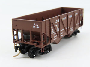 N Scale Micro-Trains 57030 LV Lehigh Valley 33' 2-Bay Hopper 14154 RTR