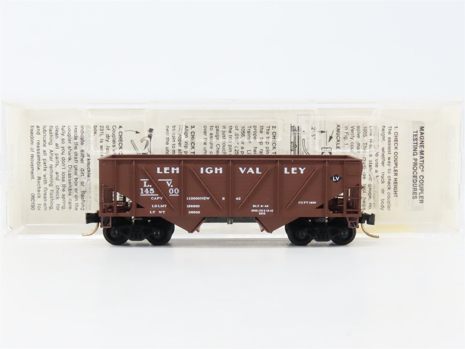 N Scale Micro-Trains 57030 LV Lehigh Valley 33' 2-Bay Hopper 14500 RTR