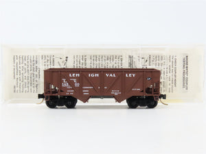 N Scale Micro-Trains 57030 LV Lehigh Valley 33' 2-Bay Hopper 14500 RTR