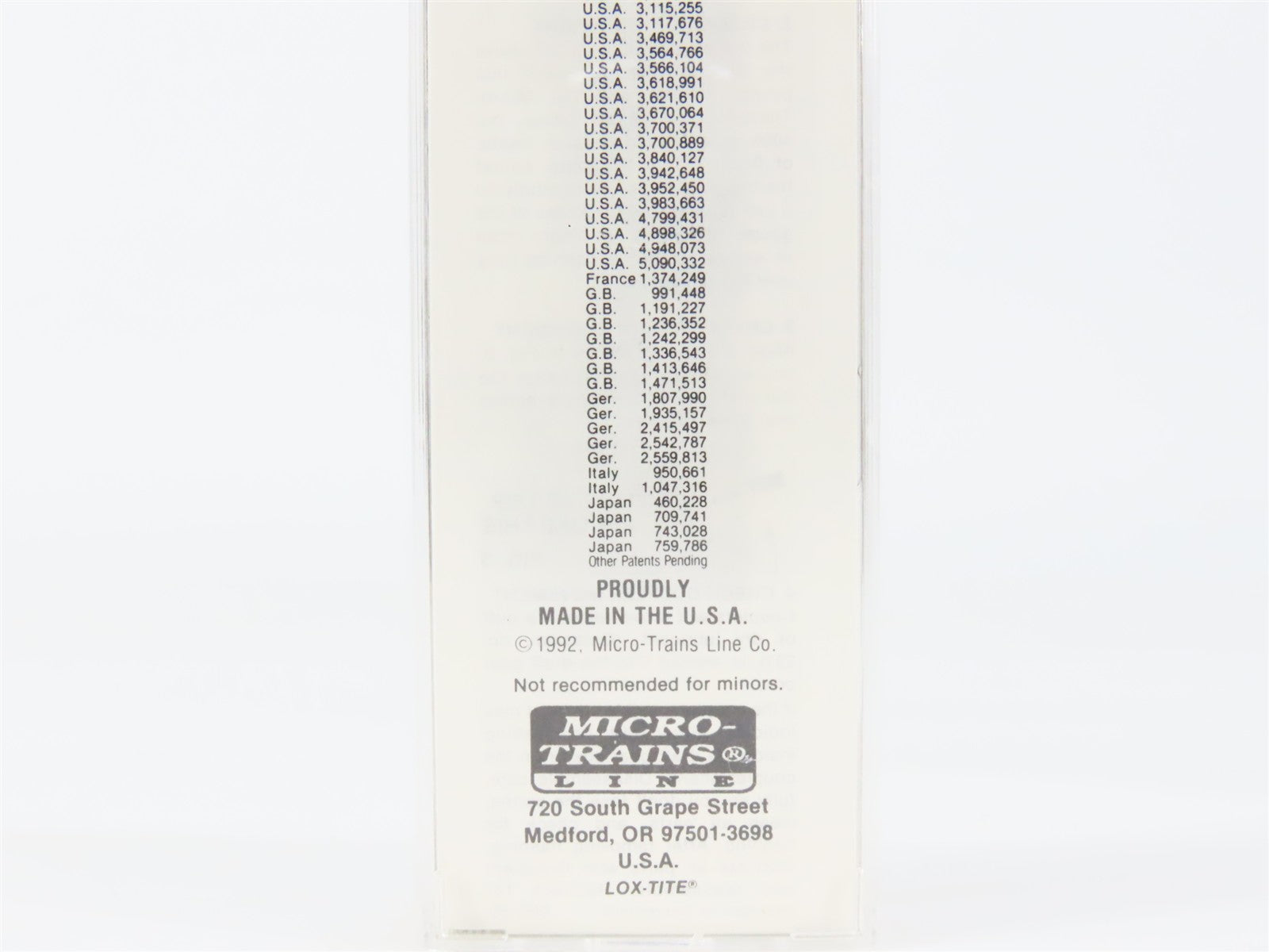 N Scale Micro-Trains 57030 LV Lehigh Valley 33' 2-Bay Hopper 14500 RTR