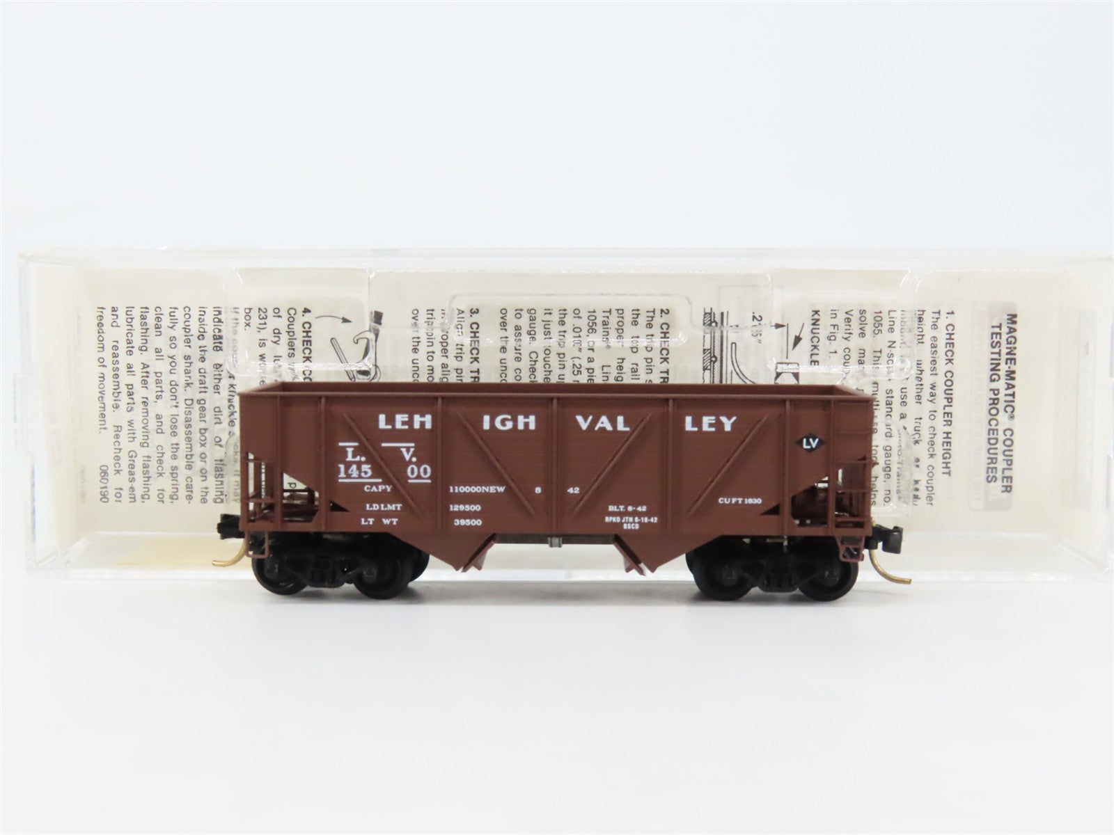 N Scale Micro-Trains 57030 LV Lehigh Valley 33' 2-Bay Hopper 14500 RTR