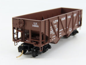 N Scale Micro-Trains 57030 LV Lehigh Valley 33' 2-Bay Hopper 14500 RTR