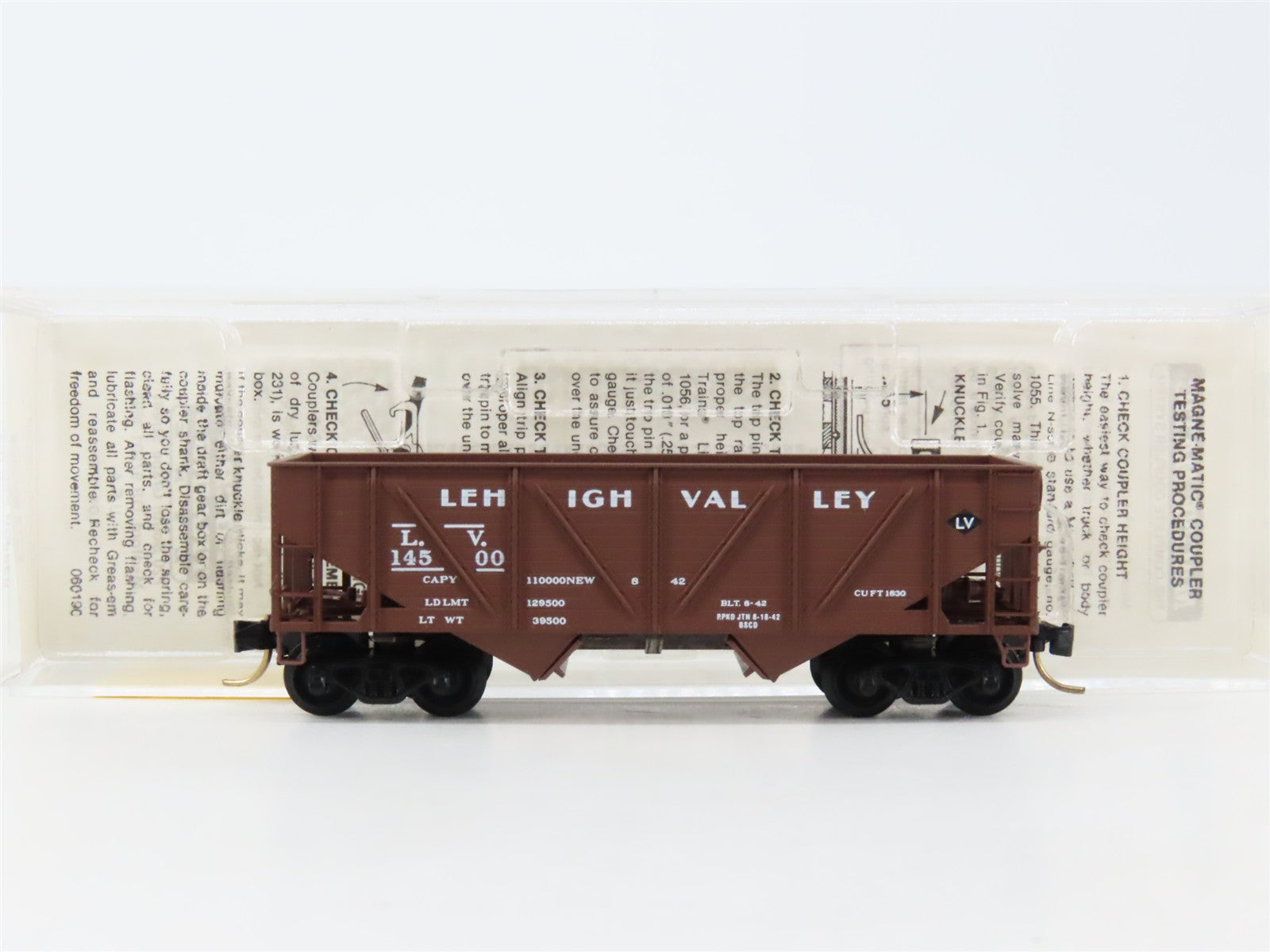 N Scale Micro-Trains 57030 LV Lehigh Valley 33' 2-Bay Hopper 14500 RTR